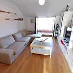 Apartmán O Faro *